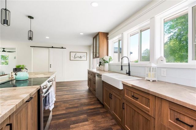 20513 Lowemont Road, Easton, KS 66020