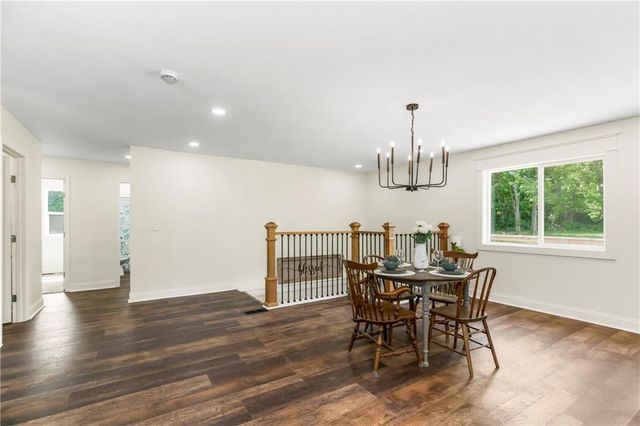 20513 Lowemont Road, Easton, KS 66020