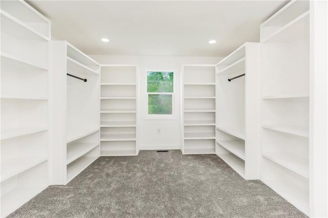 20513 Lowemont Road, Easton, KS 66020