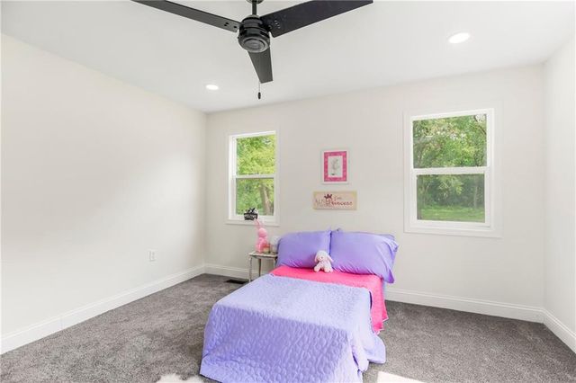 20513 Lowemont Road, Easton, KS 66020