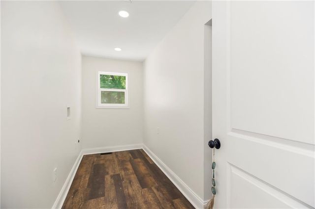 20513 Lowemont Road, Easton, KS 66020