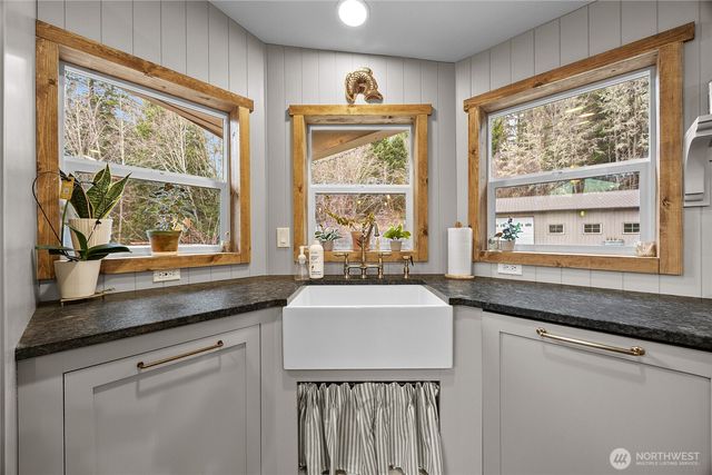 185 Wilderness Drive, Randle, WA 98377