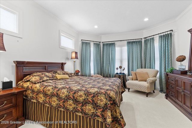 822 Laurelwood Drive, Lansing, MI 48917