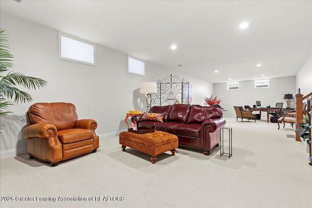 822 Laurelwood Drive, Lansing, MI 48917