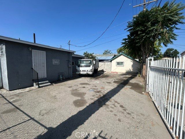 623 W 78th, Los Angeles, CA 90044