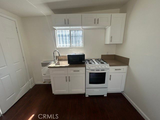 623 W 78th, Los Angeles, CA 90044
