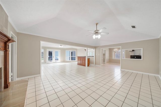 16121 Singapore Lane, Jersey Village, TX 77040