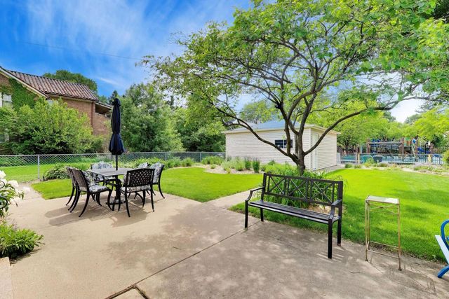 1007 COLUMBIAN Avenue, Oak Park, IL 60302