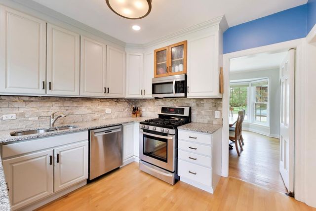 1007 COLUMBIAN Avenue, Oak Park, IL 60302
