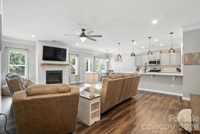 130 Sierra Chase Drive, Statesville, NC 28677