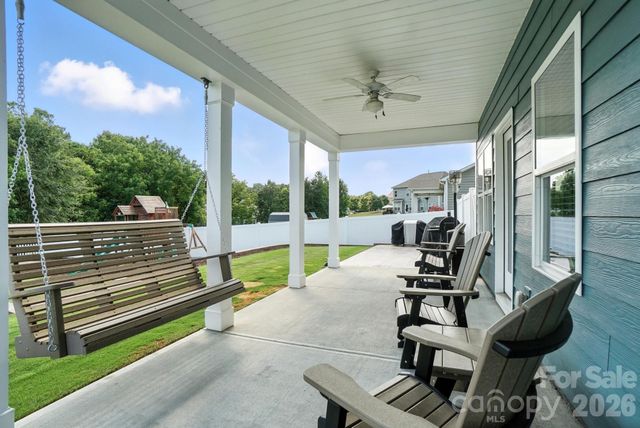 130 Sierra Chase Drive, Statesville, NC 28677