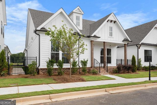 1036 Eastman Court, Hoschton, GA 30548