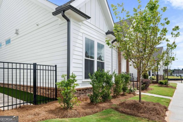 1036 Eastman Court, Hoschton, GA 30548