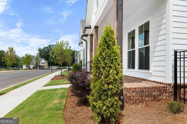 1036 Eastman Court, Hoschton, GA 30548