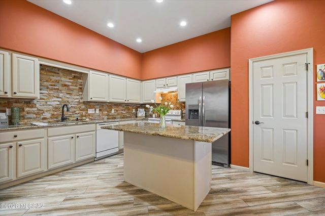 1497 W Carmel Pointe Drive, Oro Valley, AZ 85737