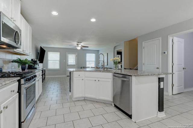 9019 Mustang Pass, San Antonio, TX 78254