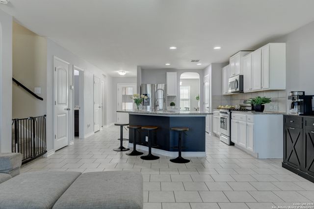 9019 Mustang Pass, San Antonio, TX 78254