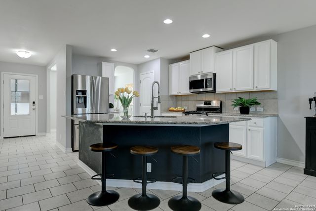 9019 Mustang Pass, San Antonio, TX 78254