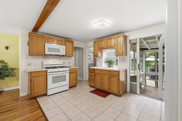 296 Bigelow St, Marlborough, MA 01752