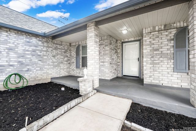 7403 Legend Point Dr, Converse, TX 78244