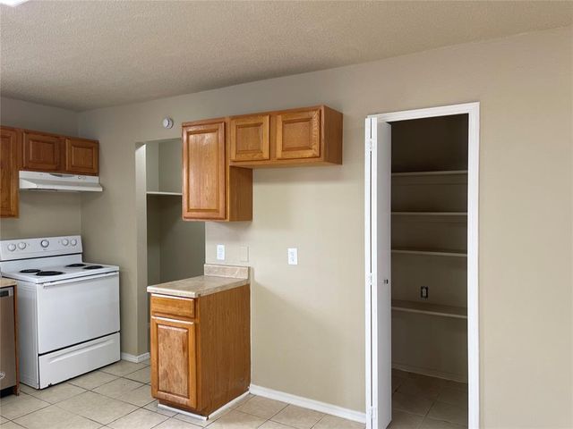 10014 Caton Place, Midwest City, OK 73130