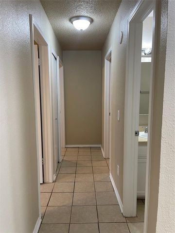 10014 Caton Place, Midwest City, OK 73130