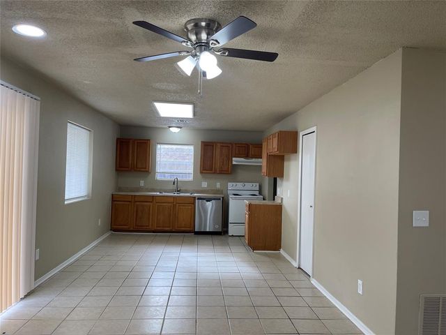 10014 Caton Place, Midwest City, OK 73130