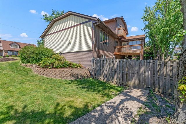 3300 35th Avenue, Moline, IL 61265