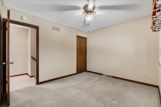 3300 35th Avenue, Moline, IL 61265