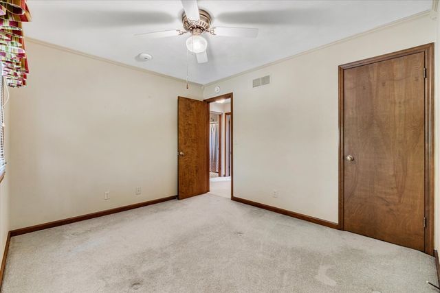 3300 35th Avenue, Moline, IL 61265