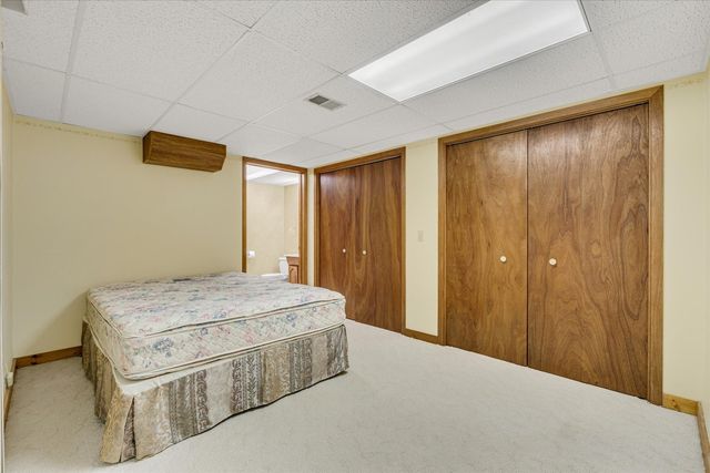 3300 35th Avenue, Moline, IL 61265