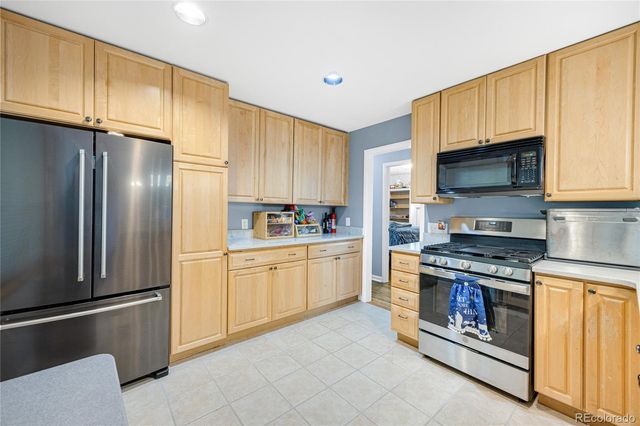 3356 W Hialeah Avenue, Littleton, CO 80123