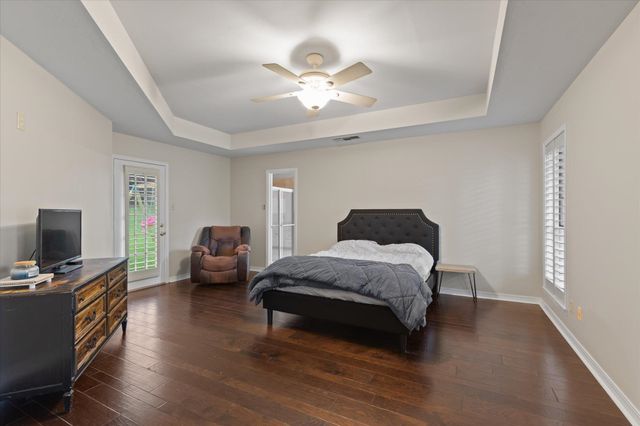 3200 Crossroads Dr, Longview, TX 75605
