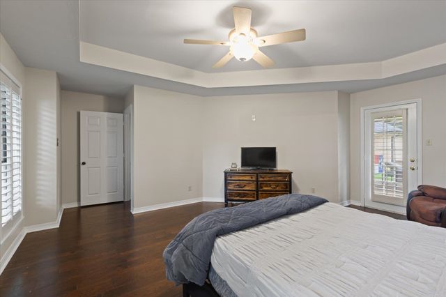 3200 Crossroads Dr, Longview, TX 75605