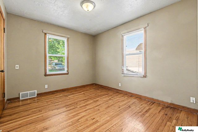 5320 Fontenelle Boulevard, Omaha, NE 68111