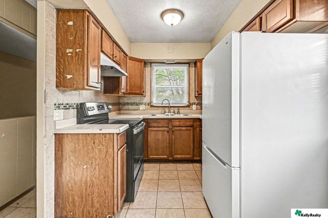 5320 Fontenelle Boulevard, Omaha, NE 68111