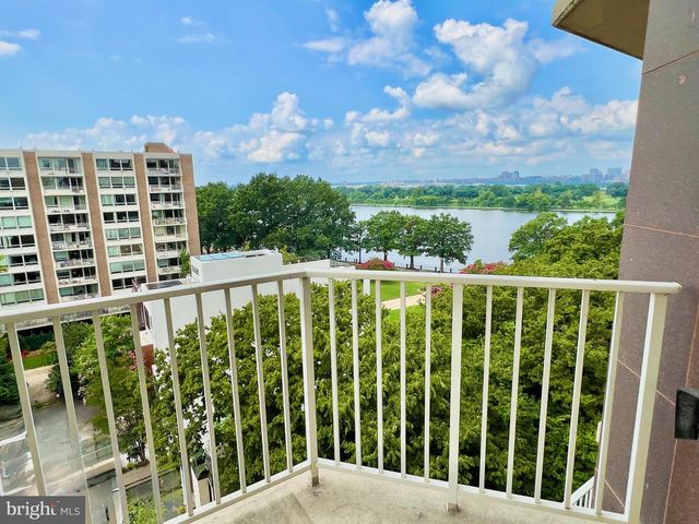 530 N ST SW #S809, Washington, DC 20024