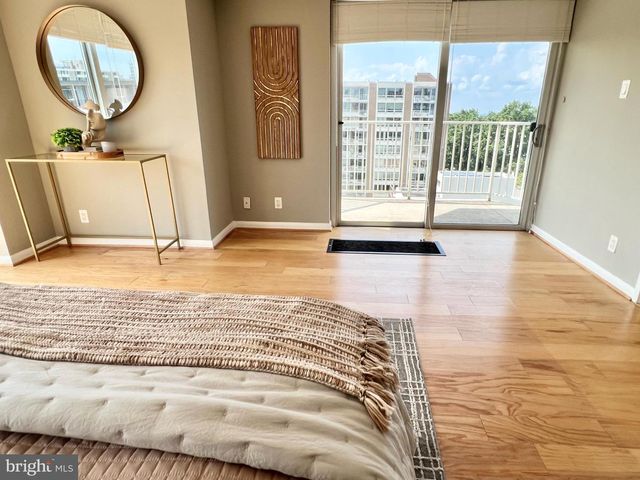530 N ST SW #S809, Washington, DC 20024