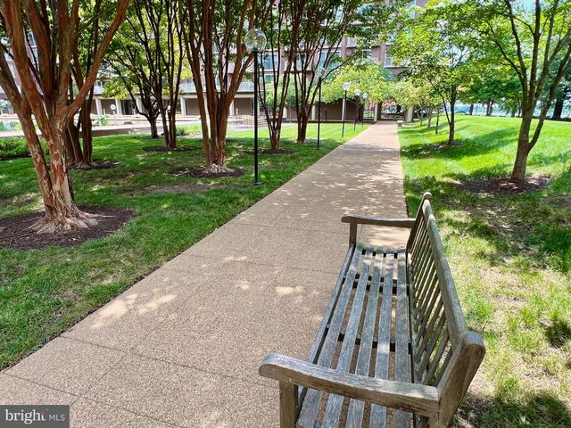 530 N ST SW #S809, Washington, DC 20024