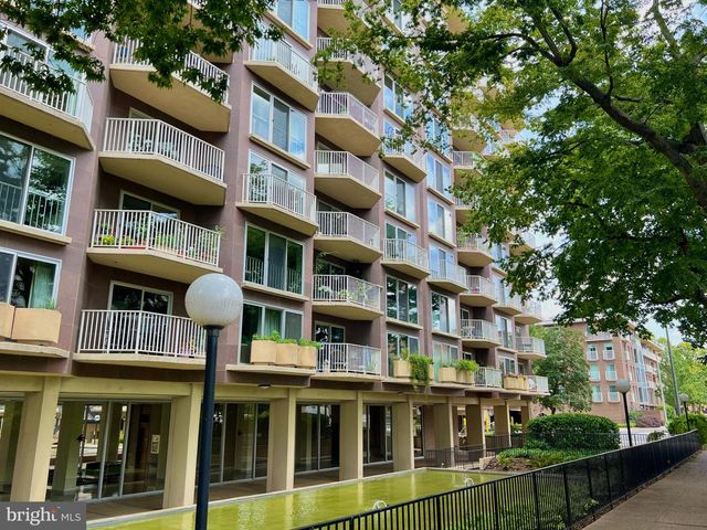 530 N ST SW #S809, Washington, DC 20024