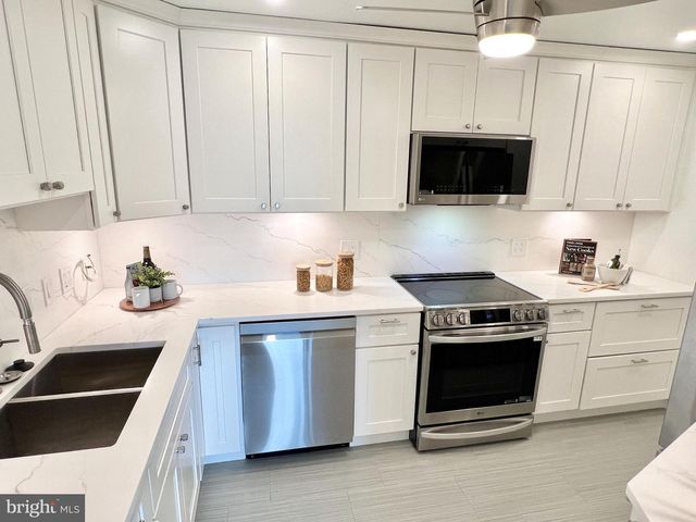 530 N ST SW #S809, Washington, DC 20024