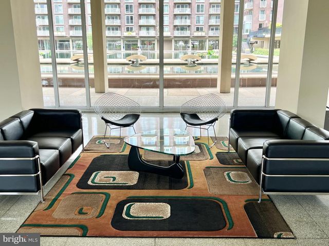 530 N ST SW #S809, Washington, DC 20024