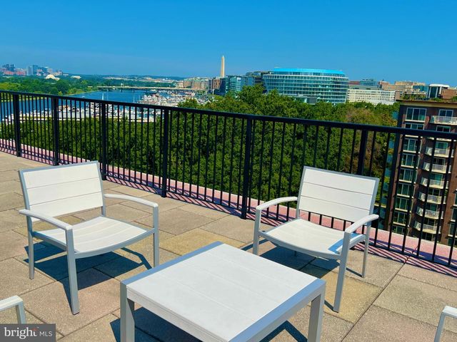 530 N ST SW #S809, Washington, DC 20024