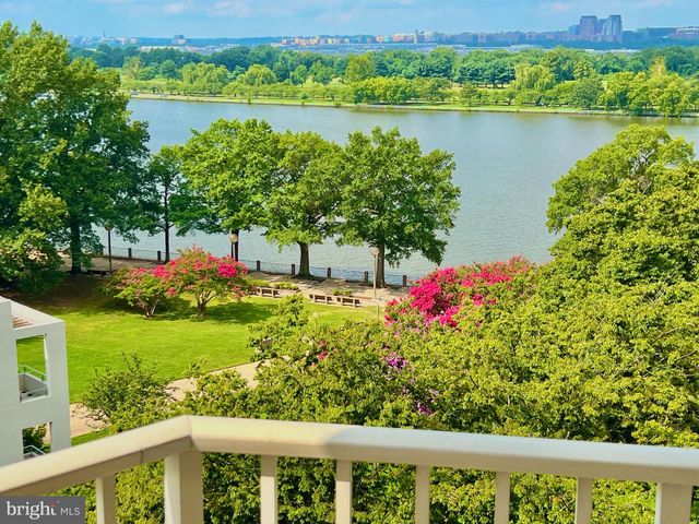530 N ST SW #S809, Washington, DC 20024