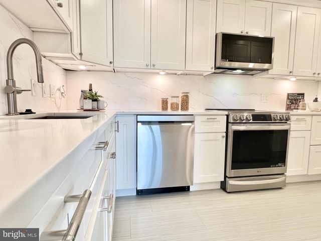 530 N ST SW #S809, Washington, DC 20024