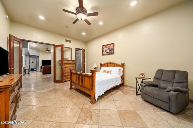 4496 N VIA BELLAS CATALINAS --, Tucson, AZ 85718