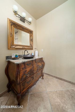 4496 N VIA BELLAS CATALINAS --, Tucson, AZ 85718