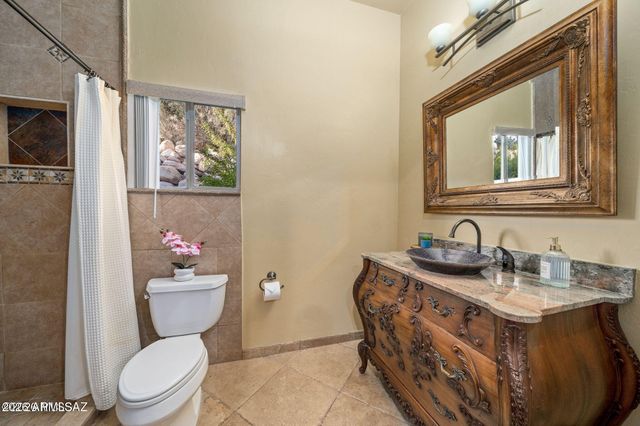 4496 N VIA BELLAS CATALINAS --, Tucson, AZ 85718