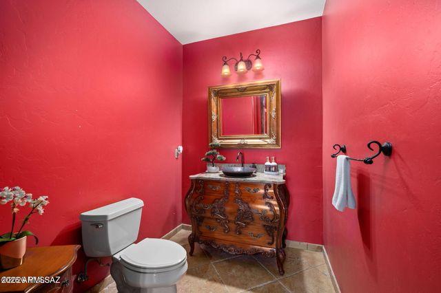 4496 N VIA BELLAS CATALINAS --, Tucson, AZ 85718