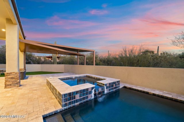 4496 N VIA BELLAS CATALINAS --, Tucson, AZ 85718